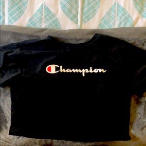 Champion Cropped Tee